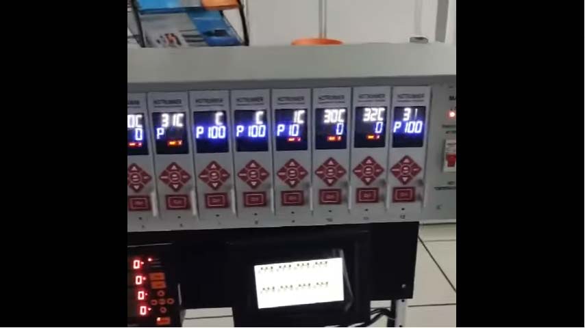 Sistema controlador Hot Runner